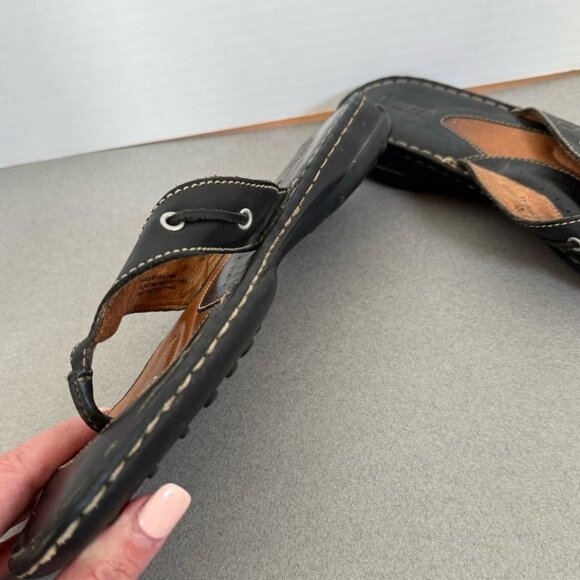 Born Black Leather W3936 T Strap Sandals Flip Flops 11/43 Casual Cushion Shoe - Picture 10 of 11